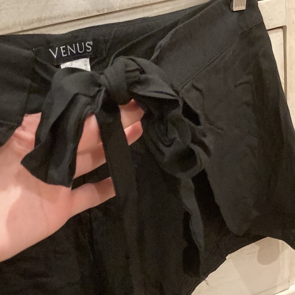 Venus beach shorts sz 6x like new never worn! - Picture 3 of 4